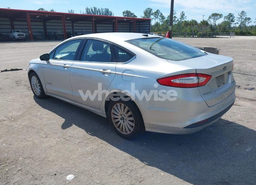 Photo 3 of 2013 Ford Fusion HYBRID SE (VIN 3FA6P0LUXDR375961)