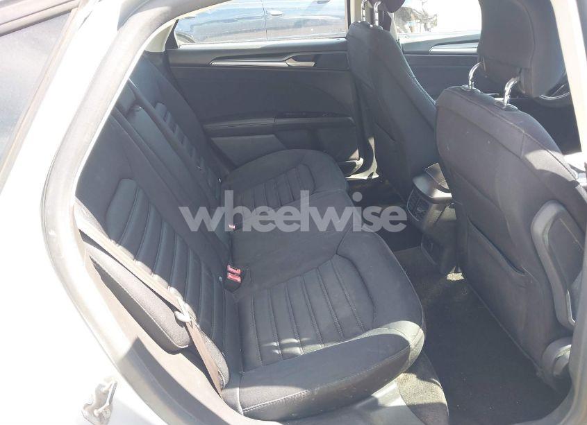 Photo 8 of 2013 Ford Fusion HYBRID SE (VIN 3FA6P0LUXDR375961)