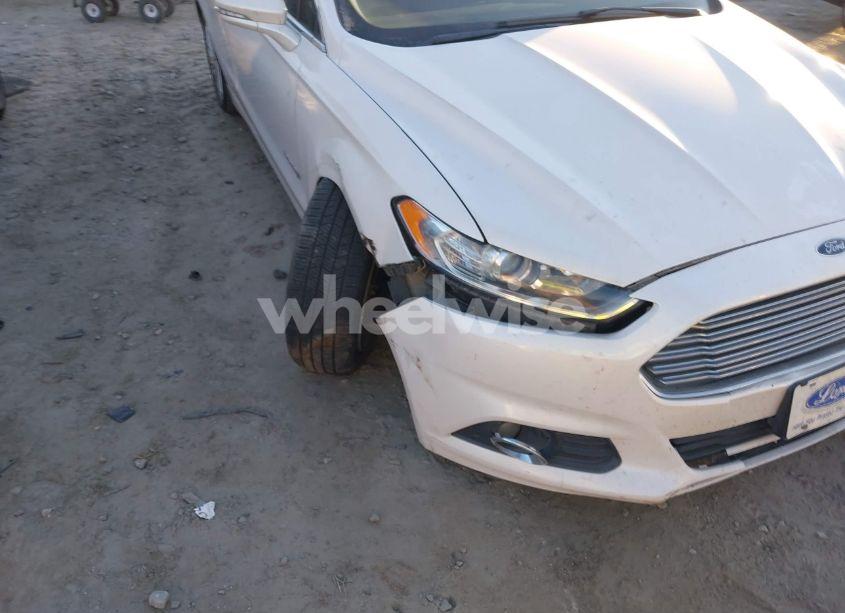 Photo 6 of 2014 Ford Fusion HYBRID SE (VIN 3FA6P0LUXER264148)