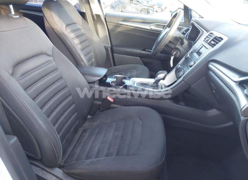 Photo 5 of 2014 Ford Fusion HYBRID SE (VIN 3FA6P0LUXER293990)