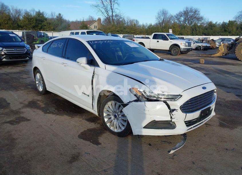 Photo 6 of 2014 Ford Fusion HYBRID SE (VIN 3FA6P0LUXER293990)