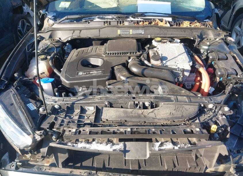 Photo 10 of 2015 Ford Fusion HYBRID SE (VIN 3FA6P0LUXFR165766)