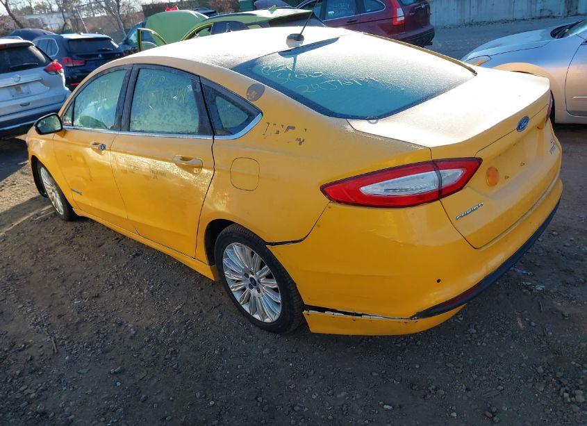 Photo 3 of 2015 Ford Fusion HYBRID SE (VIN 3FA6P0LUXFR176587)