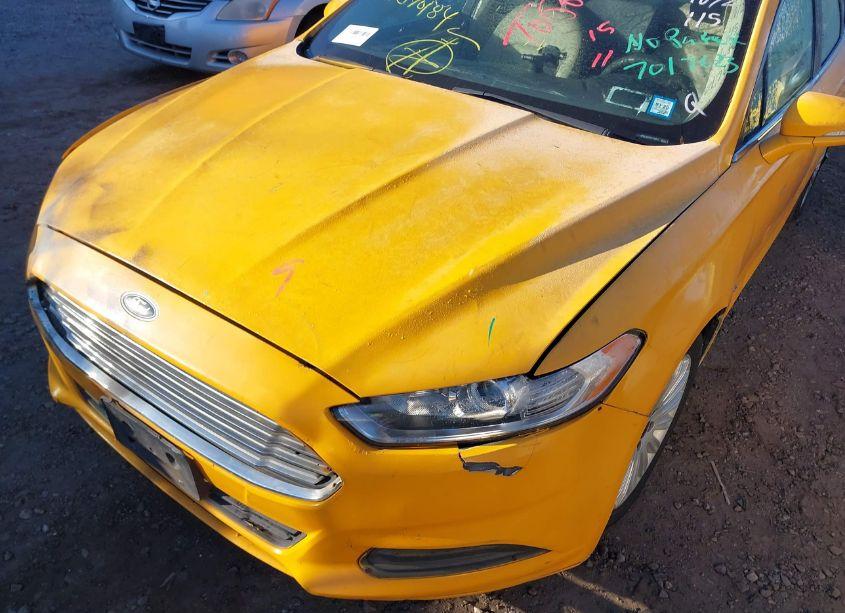 Photo 6 of 2015 Ford Fusion HYBRID SE (VIN 3FA6P0LUXFR176587)