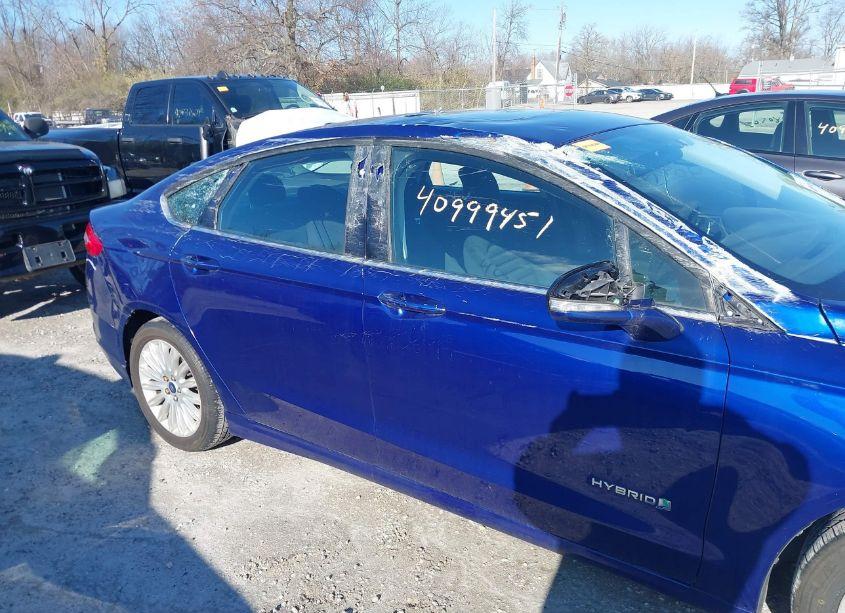 Photo 13 of 2015 Ford Fusion HYBRID SE (VIN 3FA6P0LUXFR195060)