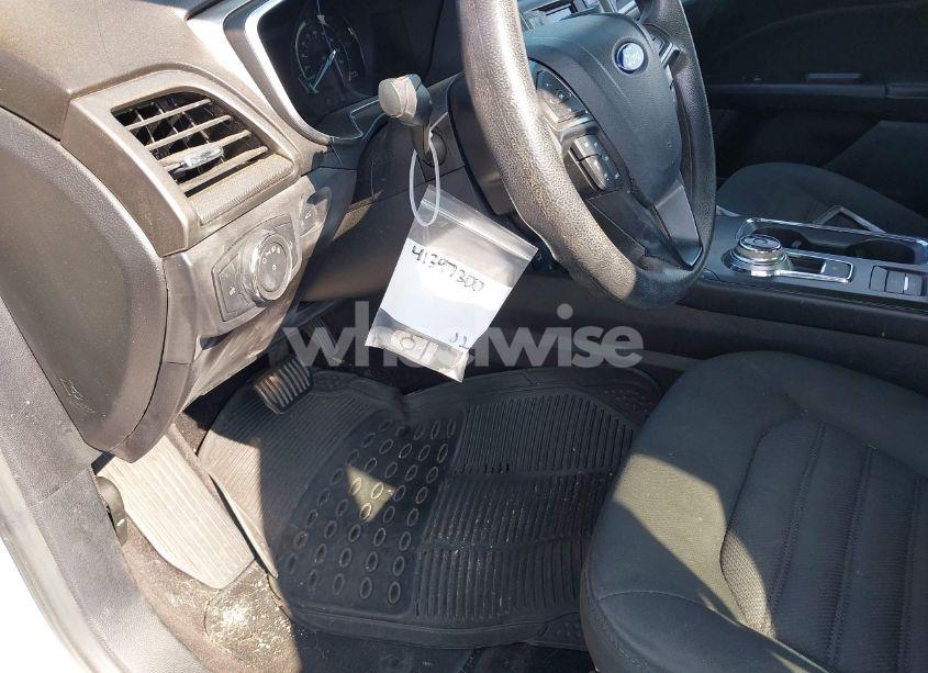 Photo 18 of 2017 Ford Fusion HYBRID SE (VIN 3FA6P0LUXHR233843)