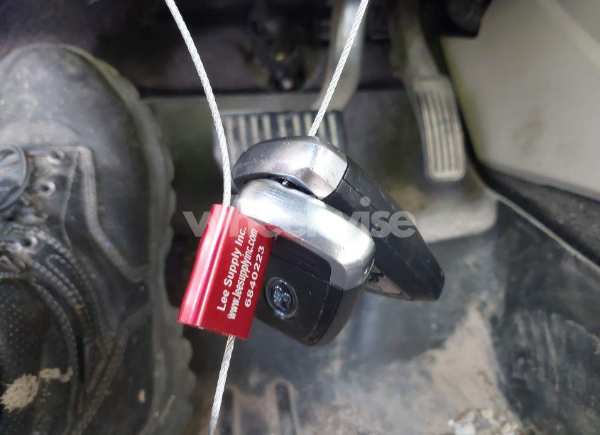 Photo 11 of 2017 Ford Fusion HYBRID SE (VIN 3FA6P0LUXHR279771)