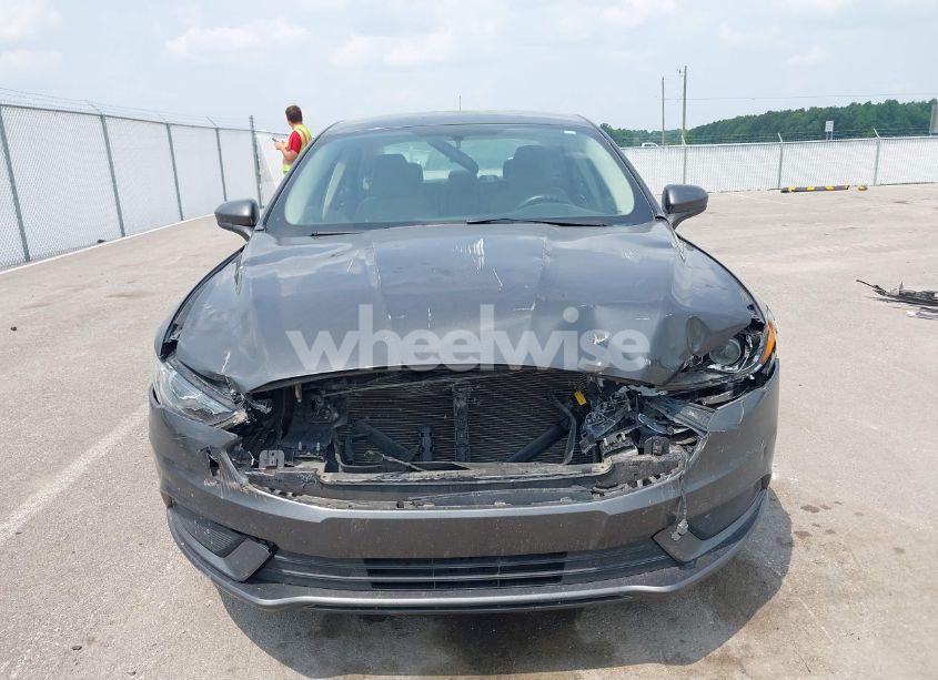 Photo 13 of 2017 Ford Fusion HYBRID SE (VIN 3FA6P0LUXHR279771)