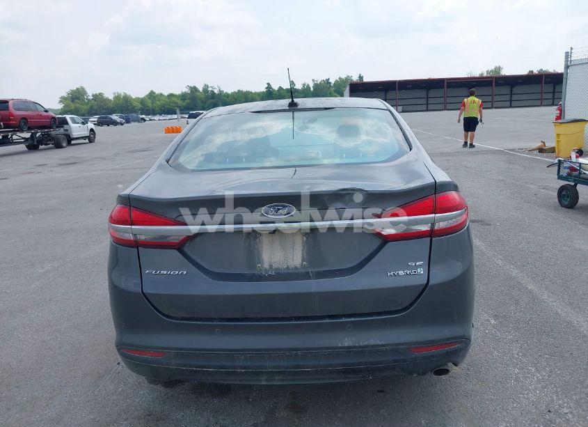 Photo 17 of 2017 Ford Fusion HYBRID SE (VIN 3FA6P0LUXHR279771)