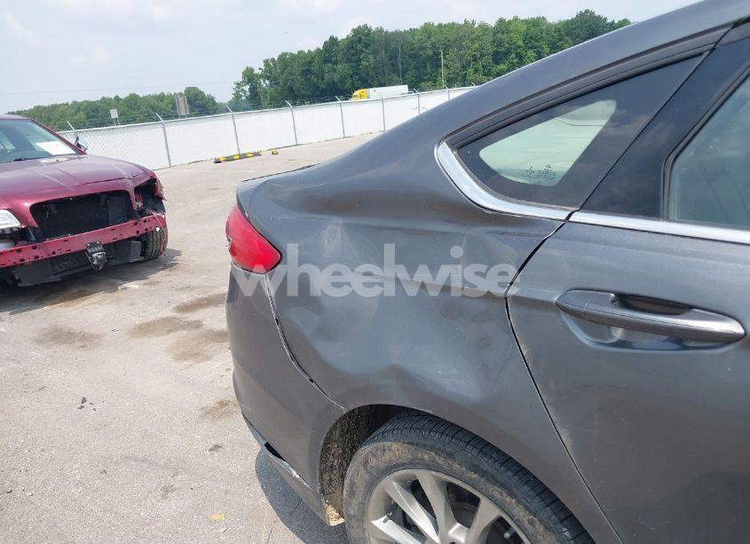 Photo 18 of 2017 Ford Fusion HYBRID SE (VIN 3FA6P0LUXHR279771)