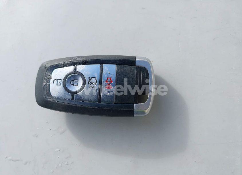 Photo 11 of 2017 Ford Fusion HYBRID SE (VIN 3FA6P0LUXHR297140)