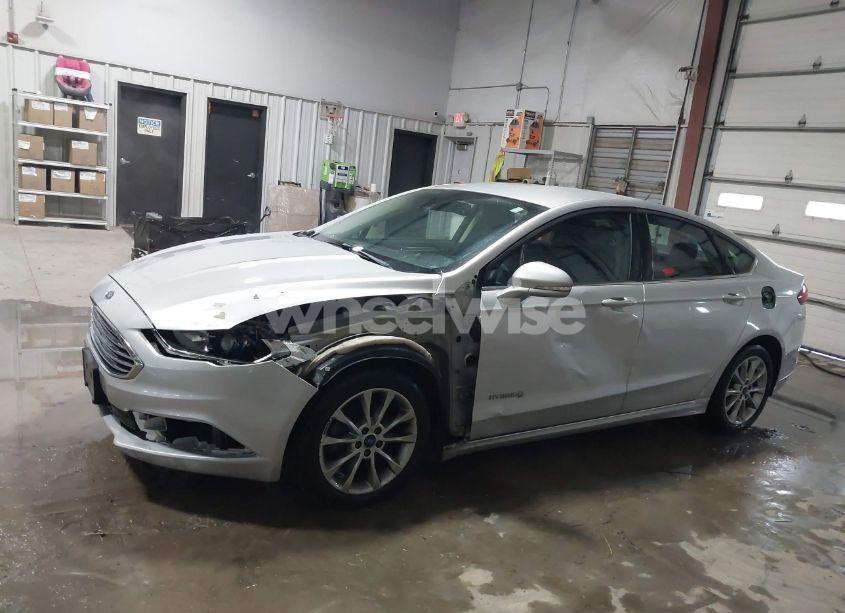 Photo 14 of 2017 Ford Fusion HYBRID SE (VIN 3FA6P0LUXHR307424)