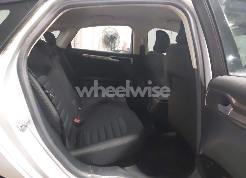 Photo 8 of 2017 Ford Fusion HYBRID SE (VIN 3FA6P0LUXHR307424)