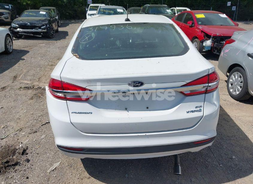 Photo 16 of 2017 Ford Fusion HYBRID SE (VIN 3FA6P0LUXHR317936)
