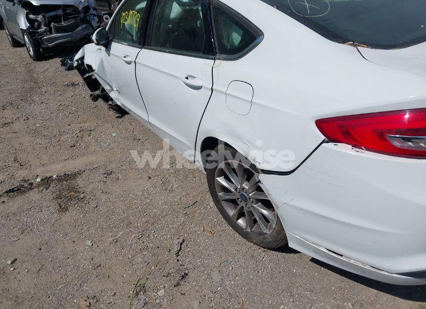 Photo 21 of 2017 Ford Fusion HYBRID SE (VIN 3FA6P0LUXHR317936)