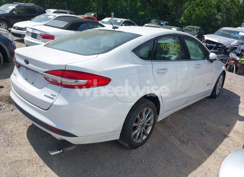 Photo 4 of 2017 Ford Fusion HYBRID SE (VIN 3FA6P0LUXHR317936)