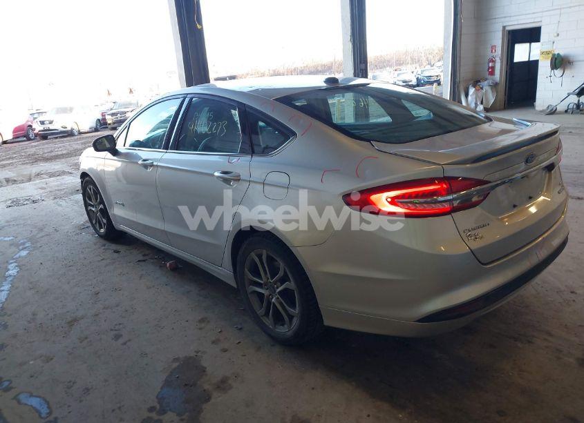 Photo 3 of 2017 Ford Fusion HYBRID SE (VIN 3FA6P0LUXHR357336)