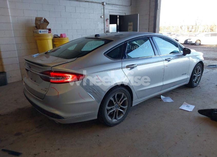 Photo 4 of 2017 Ford Fusion HYBRID SE (VIN 3FA6P0LUXHR357336)