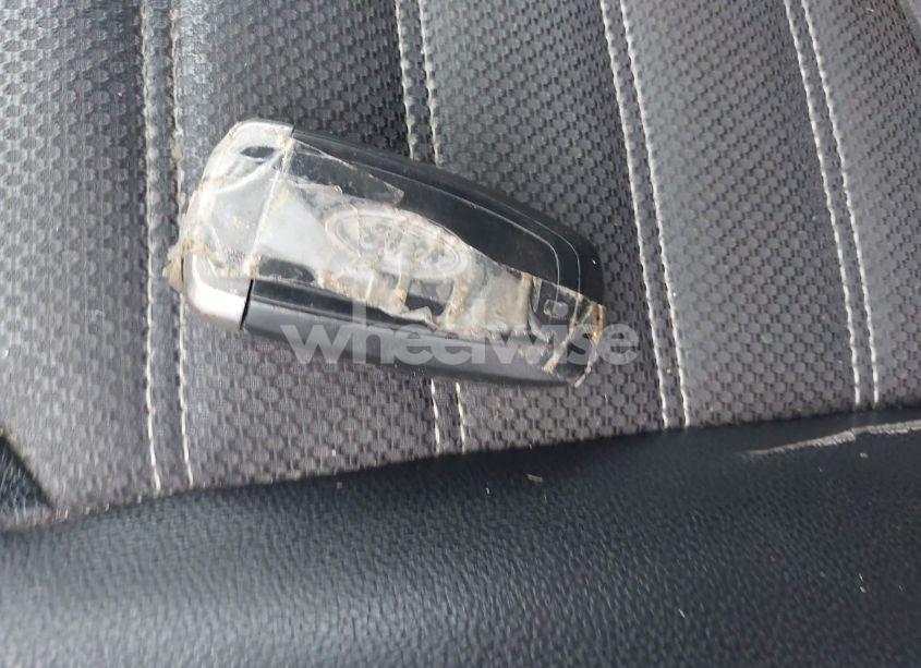 Photo 11 of 2017 Ford Fusion HYBRID SE (VIN 3FA6P0LUXHR374315)