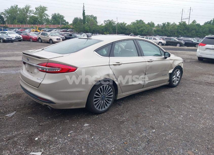 Photo 4 of 2017 Ford Fusion HYBRID SE (VIN 3FA6P0LUXHR374315)