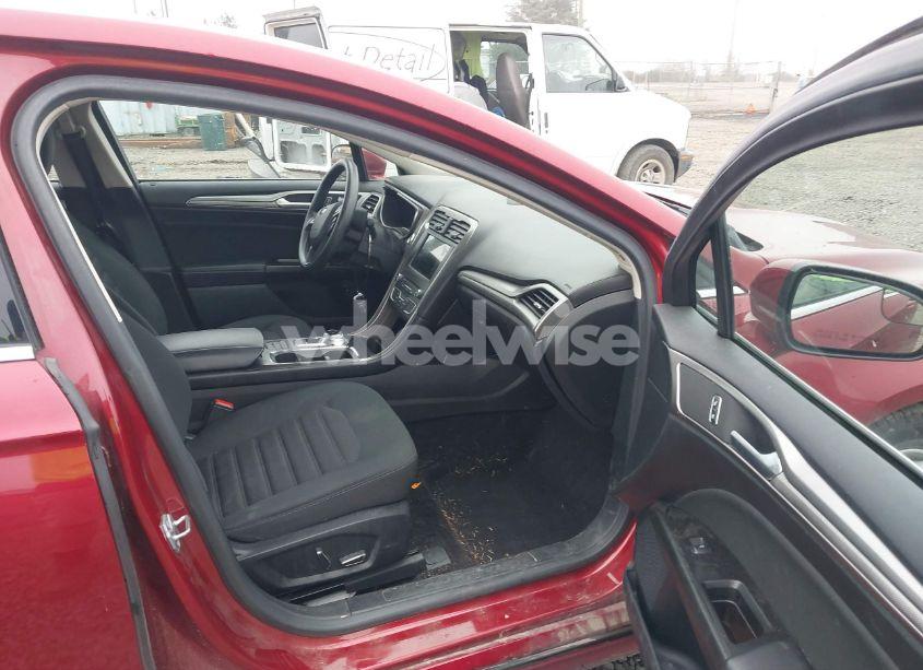 Photo 5 of 2017 Ford Fusion HYBRID SE (VIN 3FA6P0LUXHR378199)