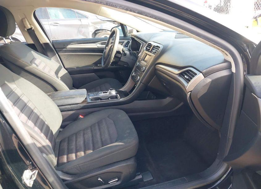 Photo 5 of 2017 Ford Fusion HYBRID SE (VIN 3FA6P0LUXHR385461)