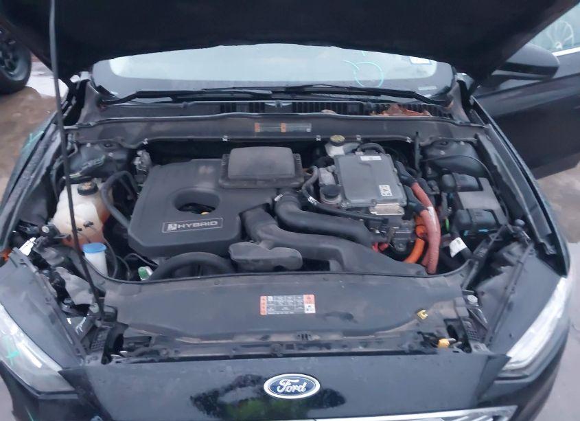 Photo 10 of 2017 Ford Fusion HYBRID SE (VIN 3FA6P0LUXHR386545)