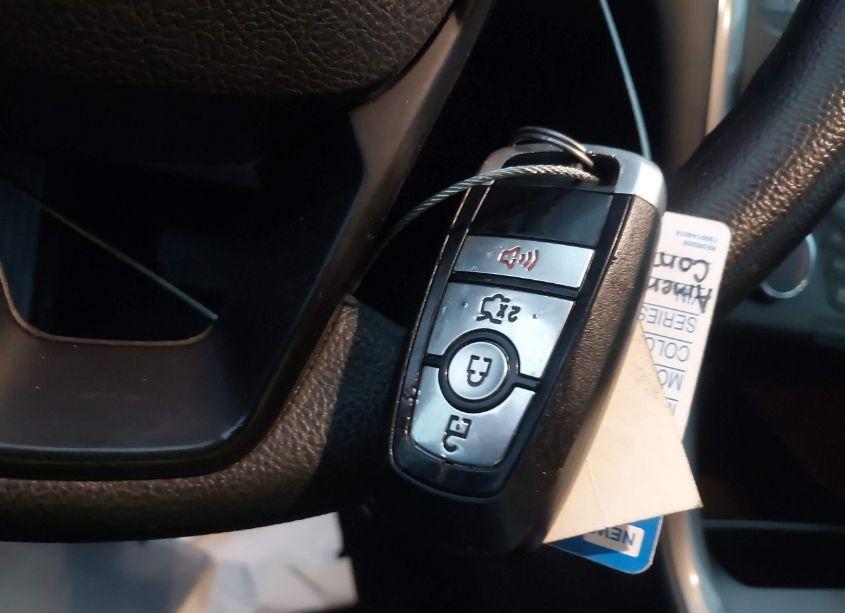 Photo 11 of 2017 Ford Fusion HYBRID SE (VIN 3FA6P0LUXHR386545)