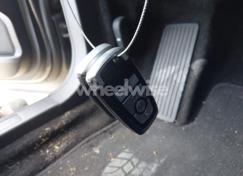 Photo 11 of 2018 Ford Fusion HYBRID SE (VIN 3FA6P0LUXJR119735)