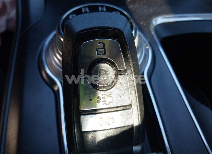 Photo 11 of 2018 Ford Fusion HYBRID SE (VIN 3FA6P0LUXJR137930)