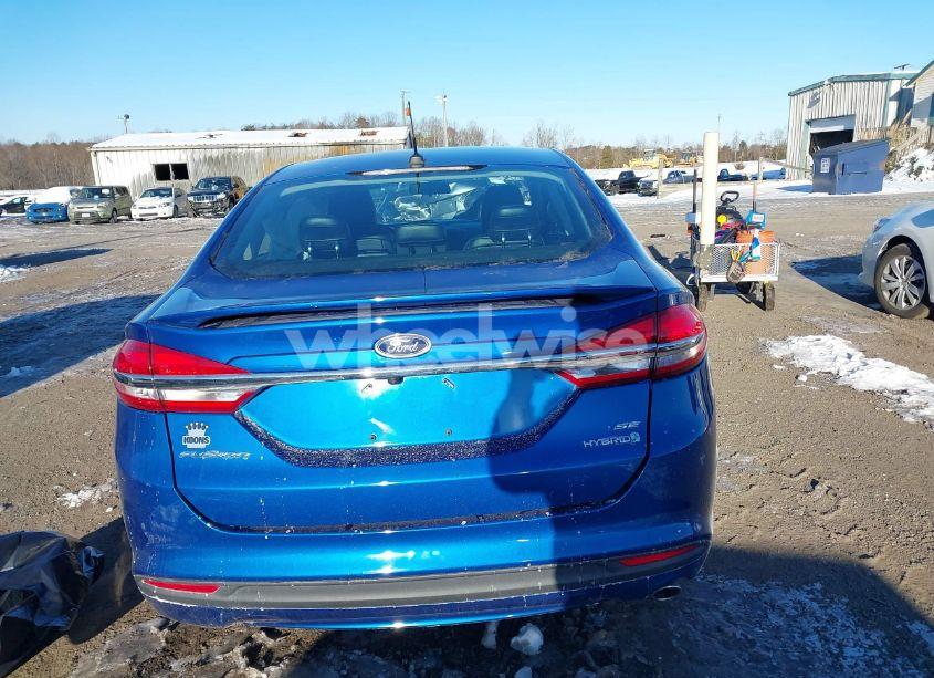 Photo 16 of 2018 Ford Fusion HYBRID SE (VIN 3FA6P0LUXJR137930)