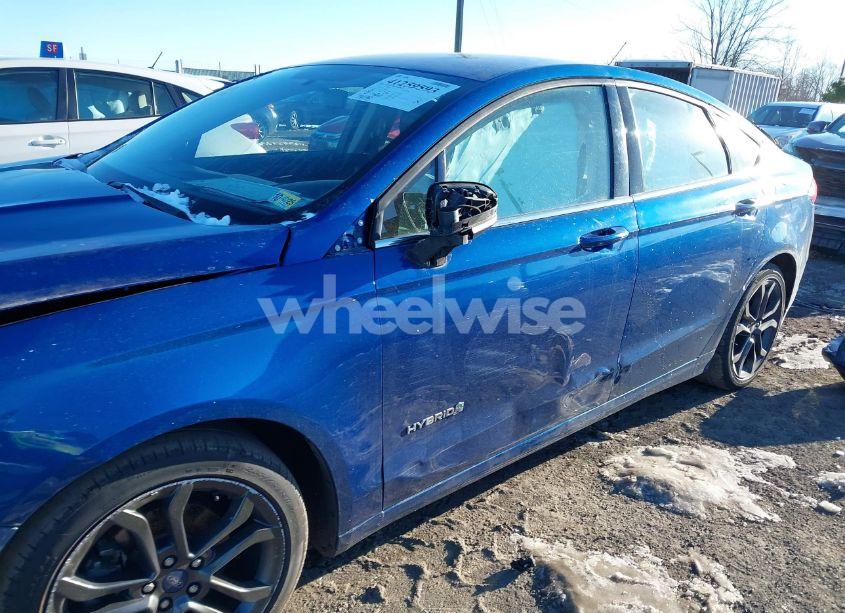 Photo 17 of 2018 Ford Fusion HYBRID SE (VIN 3FA6P0LUXJR137930)