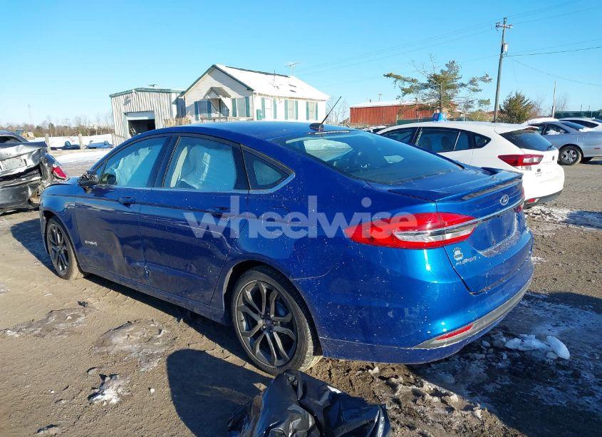 Photo 3 of 2018 Ford Fusion HYBRID SE (VIN 3FA6P0LUXJR137930)