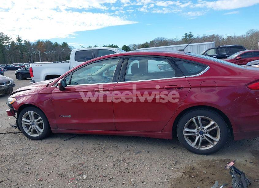 Photo 15 of 2018 Ford Fusion HYBRID SE (VIN 3FA6P0LUXJR175304)