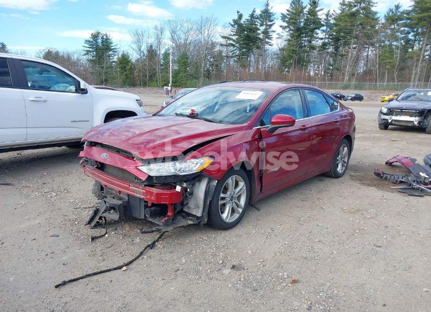 Photo 2 of 2018 Ford Fusion HYBRID SE (VIN 3FA6P0LUXJR175304)