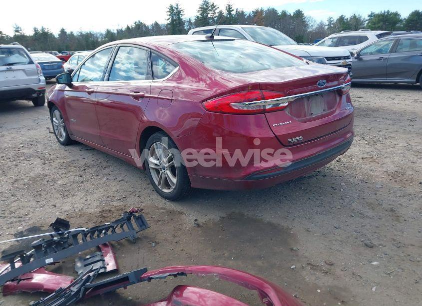 Photo 3 of 2018 Ford Fusion HYBRID SE (VIN 3FA6P0LUXJR175304)