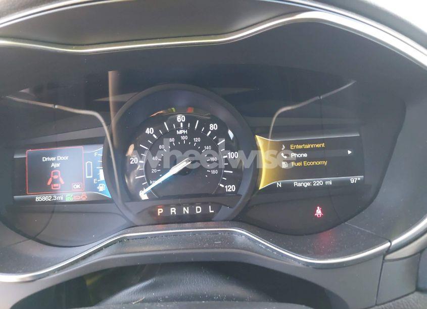 Photo 7 of 2018 Ford Fusion HYBRID SE (VIN 3FA6P0LUXJR223058)