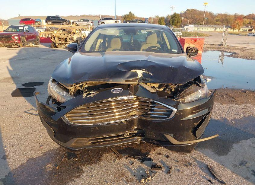 Photo 6 of 2019 Ford Fusion HYBRID SE (VIN 3FA6P0LUXKR222672)