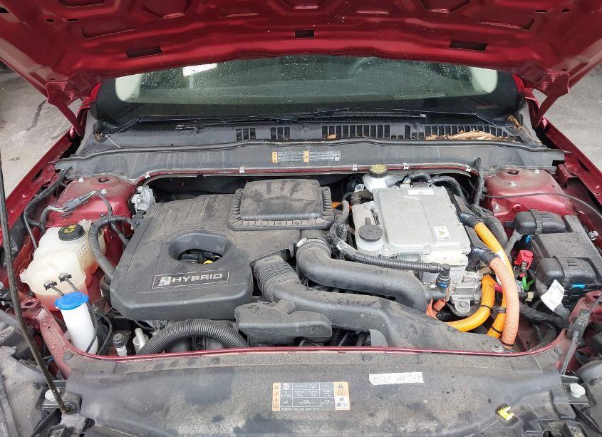 Photo 10 of 2019 Ford Fusion HYBRID SE (VIN 3FA6P0LUXKR263058)