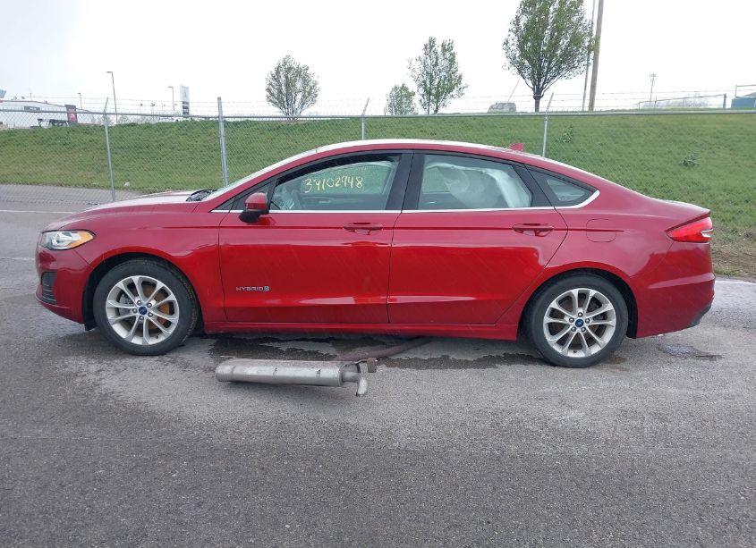 Photo 14 of 2019 Ford Fusion HYBRID SE (VIN 3FA6P0LUXKR263058)