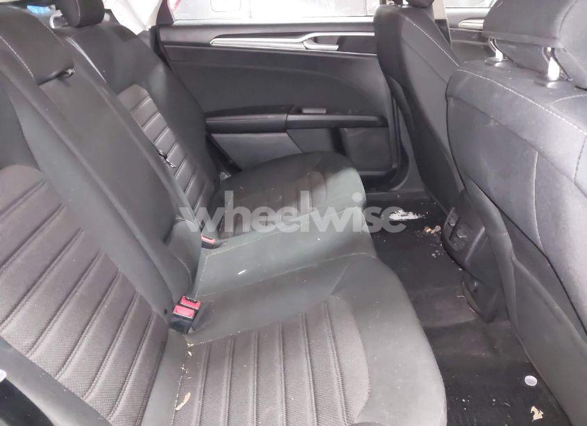 Photo 8 of 2020 Ford Fusion HYBRID SE (VIN 3FA6P0LUXLR126879)