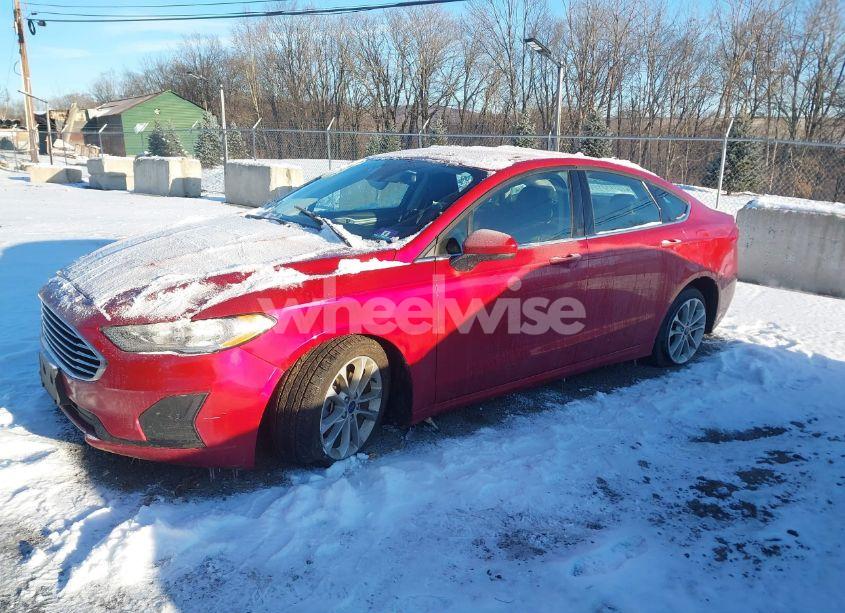 Photo 2 of 2020 Ford Fusion HYBRID SE (VIN 3FA6P0LUXLR158747)