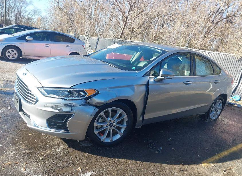Photo 15 of 2020 Ford Fusion HYBRID SEL (VIN 3FA6P0MU0LR246818)
