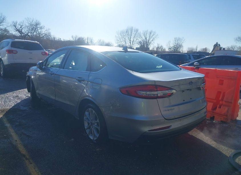Photo 3 of 2020 Ford Fusion HYBRID SEL (VIN 3FA6P0MU0LR246818)