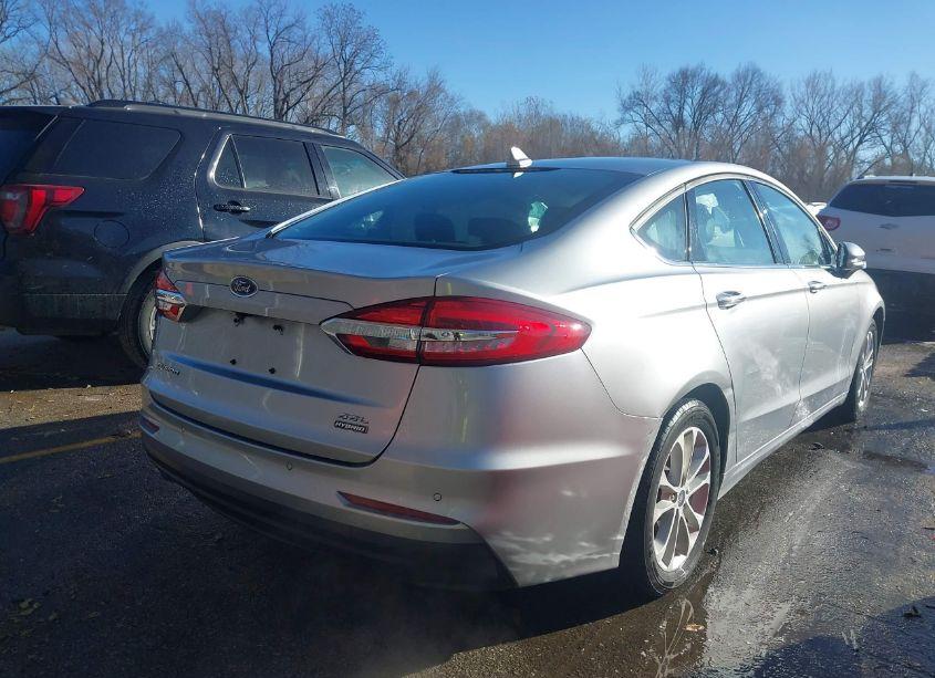Photo 4 of 2020 Ford Fusion HYBRID SEL (VIN 3FA6P0MU0LR246818)