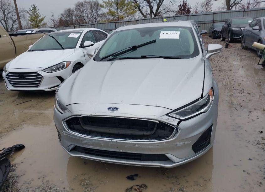 Photo 13 of 2019 Ford Fusion HYBRID SEL (VIN 3FA6P0MU1KR256109)