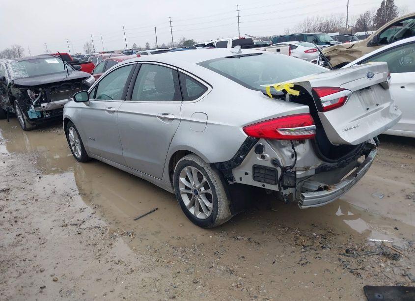 Photo 3 of 2019 Ford Fusion HYBRID SEL (VIN 3FA6P0MU1KR256109)