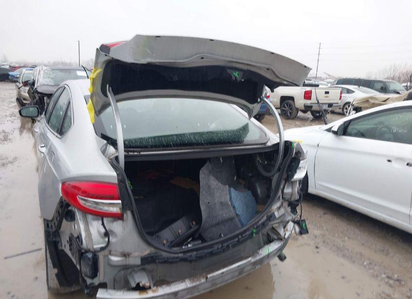 Photo 6 of 2019 Ford Fusion HYBRID SEL (VIN 3FA6P0MU1KR256109)