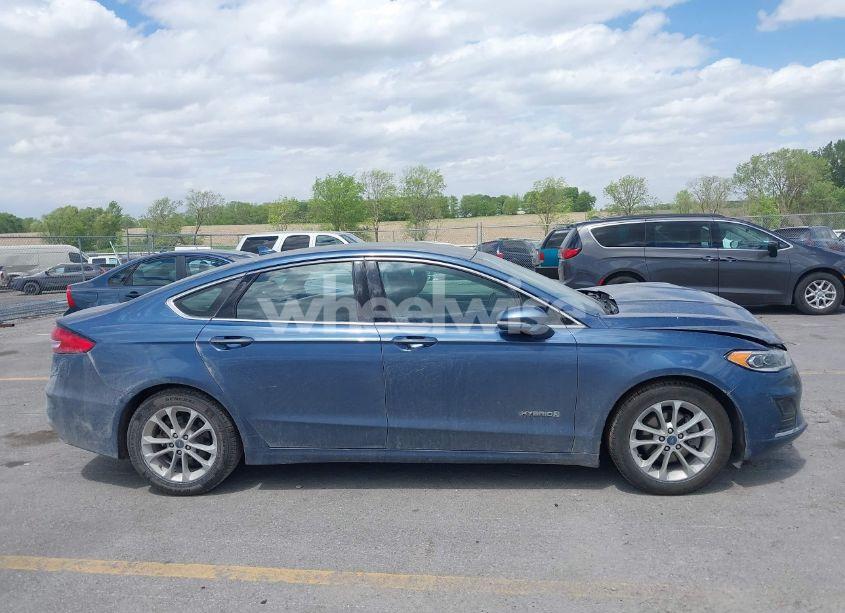 Photo 14 of 2019 Ford Fusion HYBRID SEL (VIN 3FA6P0MU2KR140367)