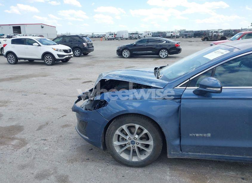 Photo 18 of 2019 Ford Fusion HYBRID SEL (VIN 3FA6P0MU2KR140367)